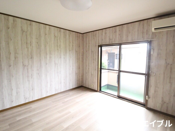 物件内観写真17　(居室)