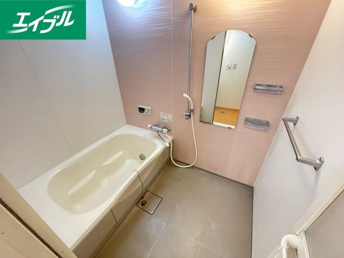 物件内観写真10　(バス／シャワールーム等)