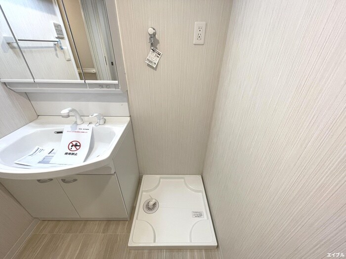 物件内観写真15　(洗濯機置場)