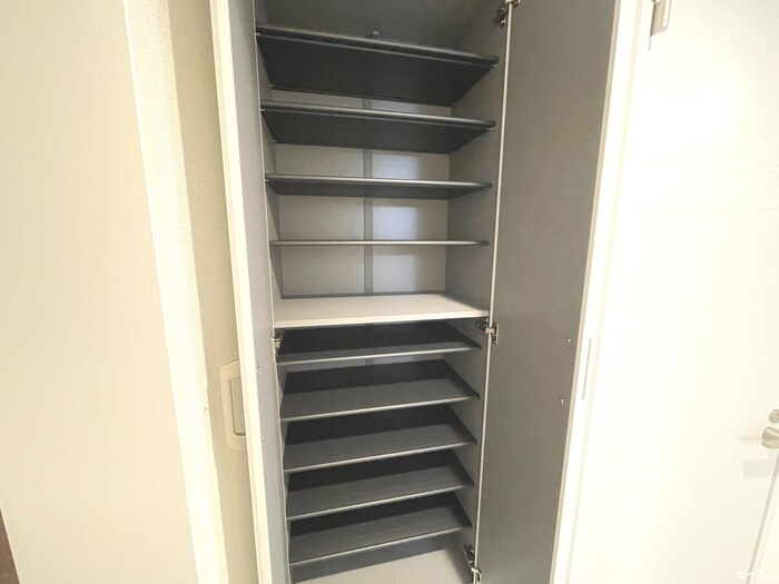 物件内観写真17　(靴箱)