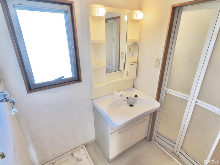 物件内観写真11　(洗面)