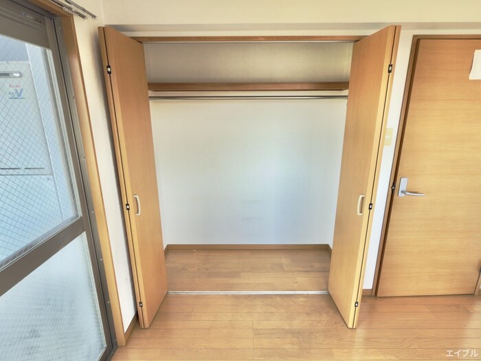 物件内観写真18　(収納)