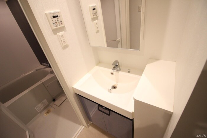 物件内観写真11　(洗面)