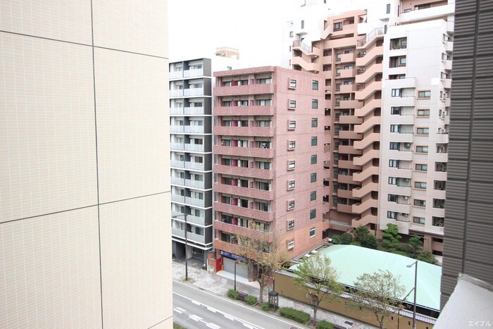 物件内観写真15　(室内からの展望)