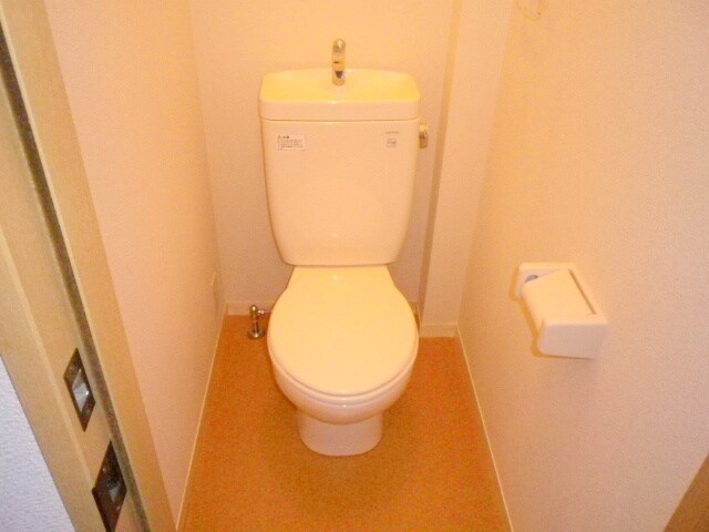 物件内観写真7　(トイレ)