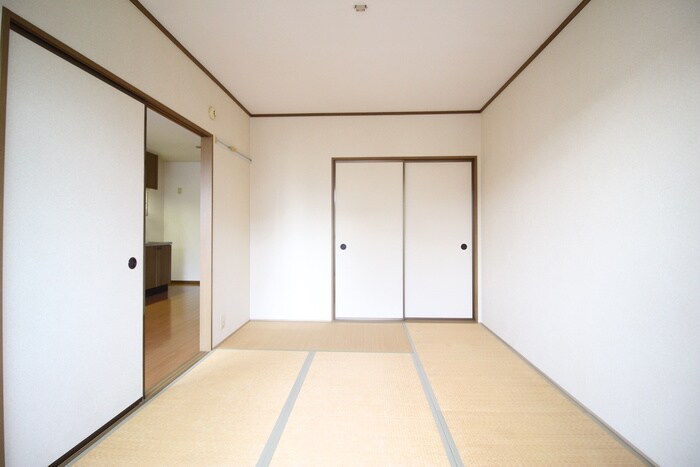 物件内観写真22　(居室)