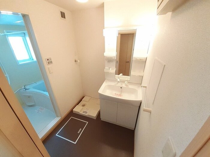 物件内観写真11　(洗面)