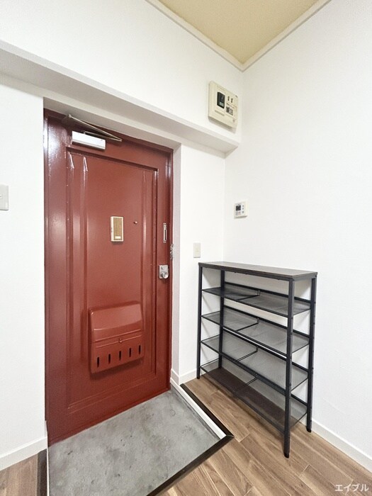 物件内観写真18　(玄関)