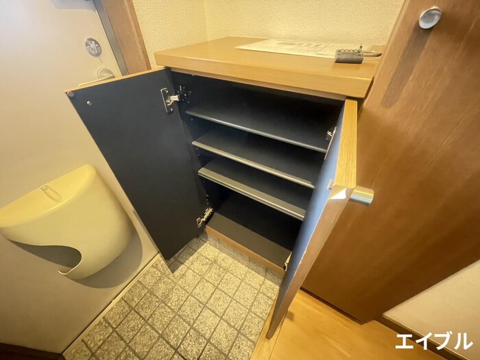 物件内観写真17　(靴箱)