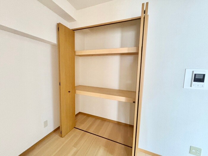 物件内観写真13　(収納)