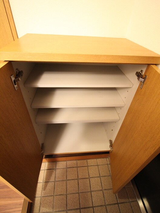 物件内観写真15　(靴箱)