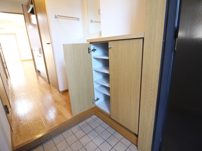 物件内観写真21　(靴箱)