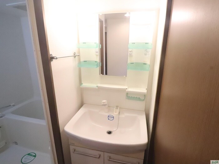 物件内観写真12　(洗面)