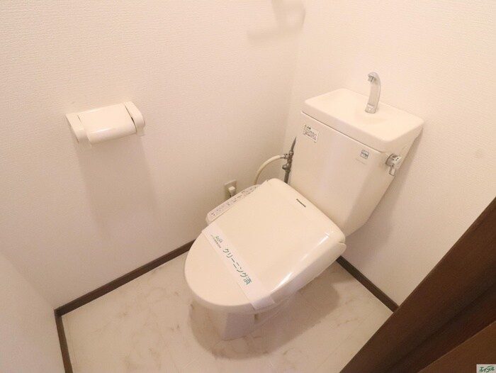 物件内観写真14　(トイレ)