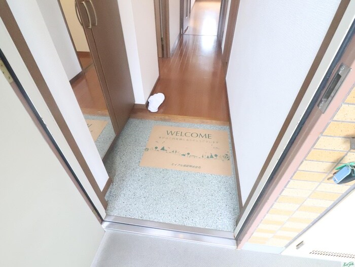 物件内観写真20　(玄関)