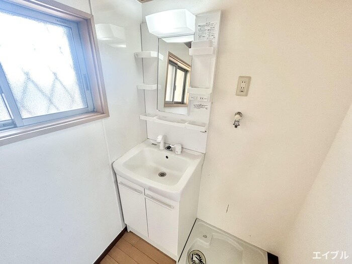 物件内観写真9　(洗面)