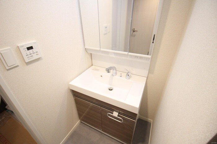 物件内観写真12　(洗面)