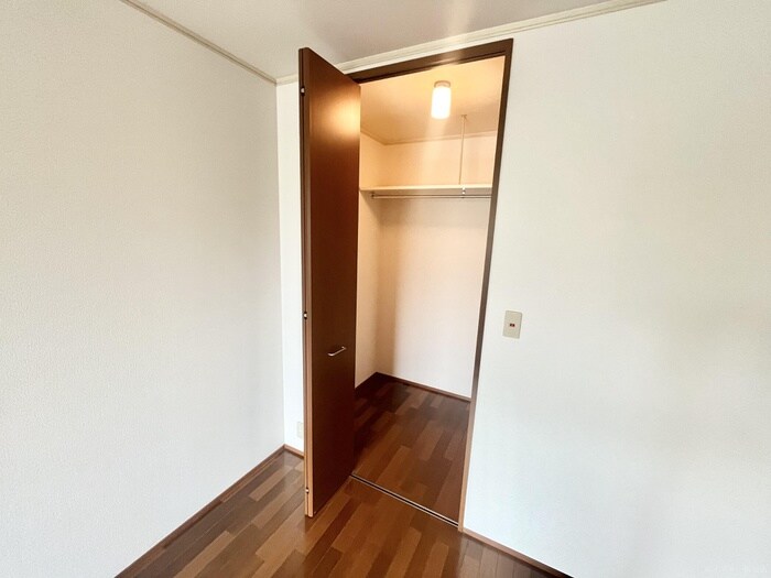 物件内観写真9　(収納)