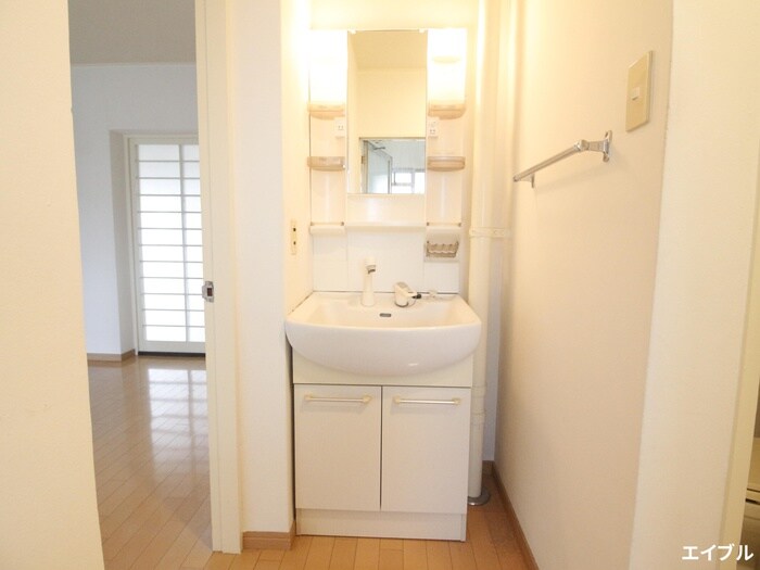 物件内観写真12　(洗面)