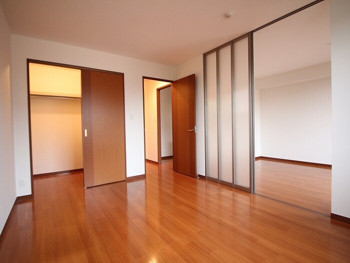 物件内観写真8　(内観写真)