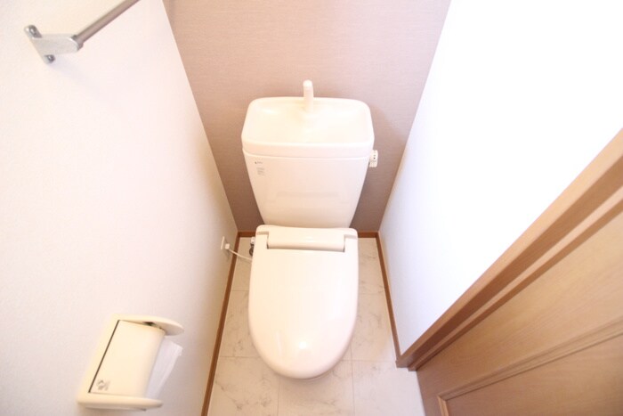 物件内観写真13　(トイレ)