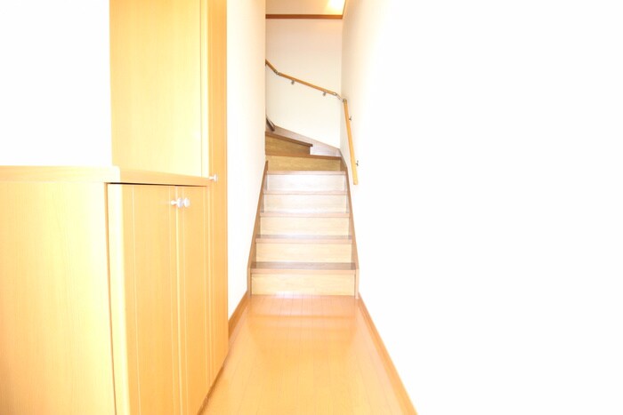 物件内観写真17　(廊下)