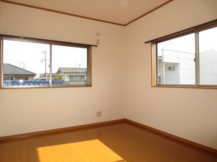 物件内観写真5　(居室)