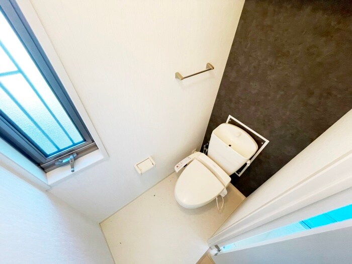 物件内観写真9　(トイレ)