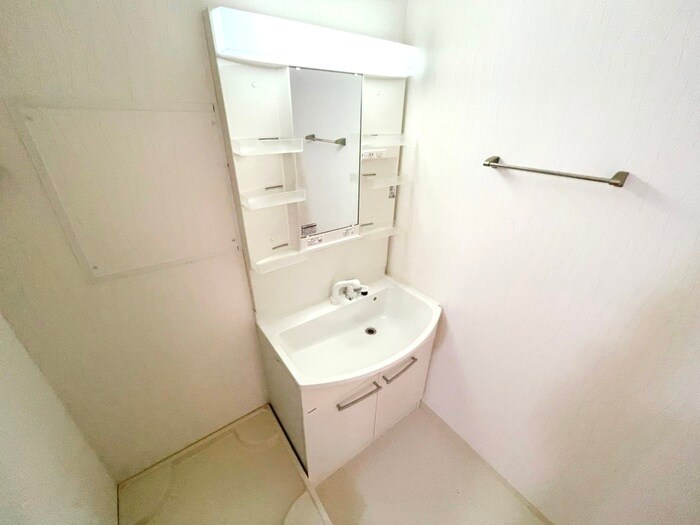 物件内観写真10　(洗面)