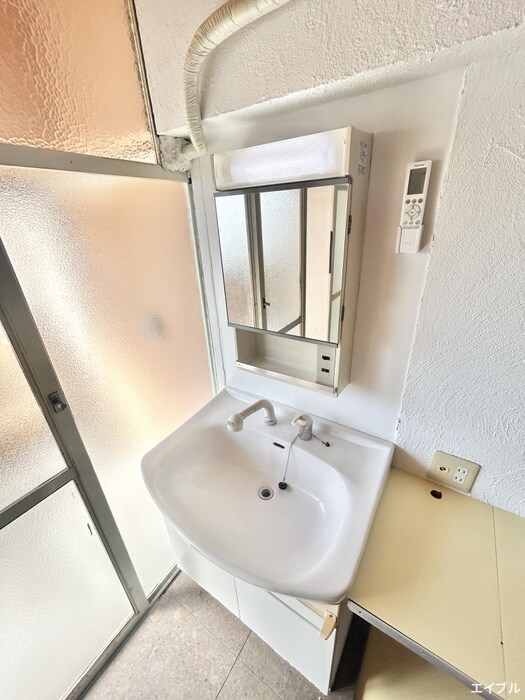 物件内観写真13　(洗面)