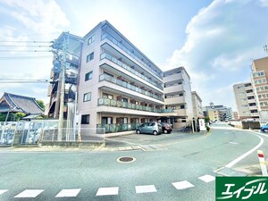 マルワロイヤルガ－デン外観写真