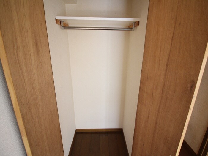 物件内観写真16　(収納)