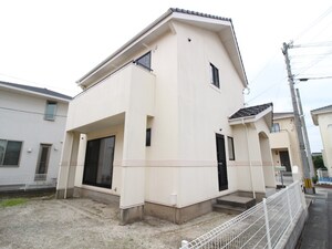 RUSSET VILLAGE 枝光 E棟外観写真
