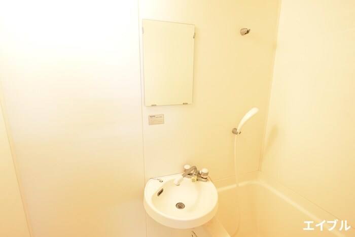 物件内観写真7　(洗面)