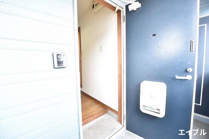 物件内観写真11　(玄関)