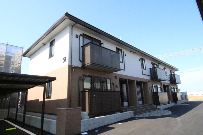 物件外観写真1　(外観写真)