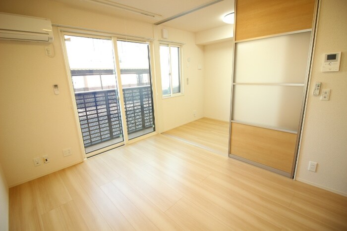 物件内観写真12　(居室)