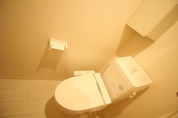 物件内観写真15　(トイレ)