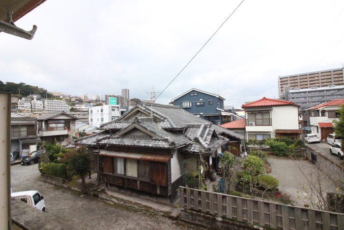 物件内観写真10　(室内からの展望)