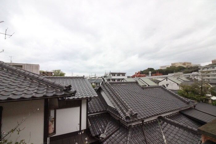 物件内観写真11　(室内からの展望)