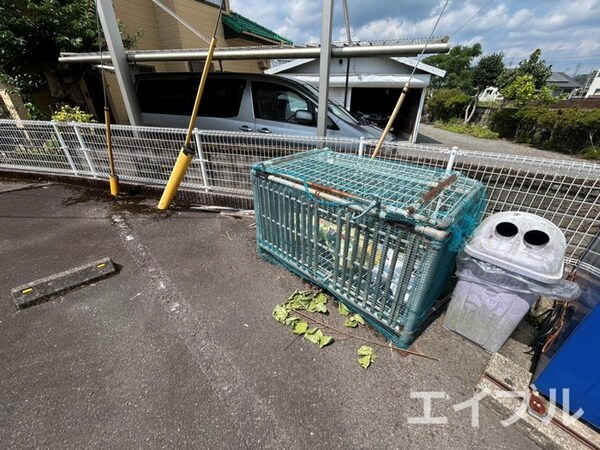 バイク置き場