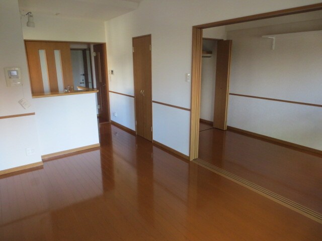 物件内観写真9　(居室)