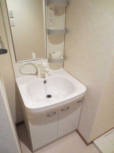 物件内観写真11　(洗面)