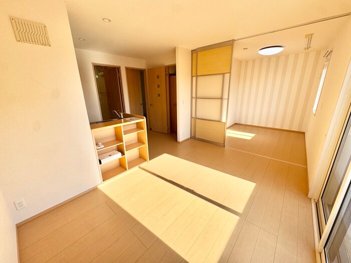 物件内観写真4　(居室)