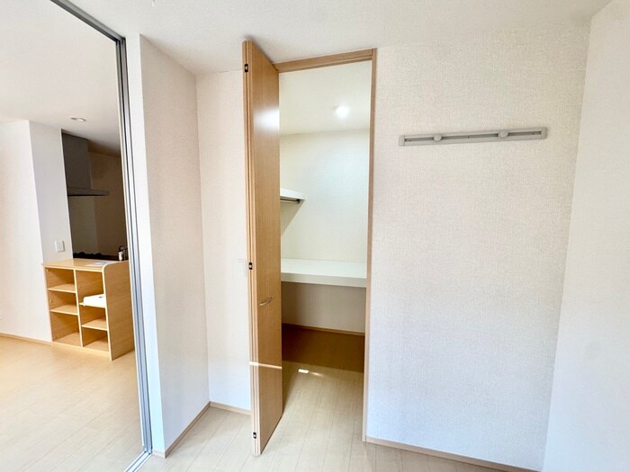 物件内観写真10　(収納)