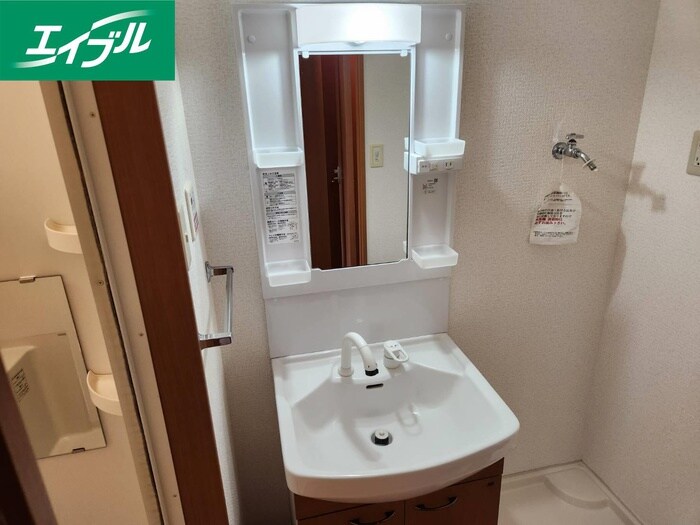 物件内観写真12　(洗面)