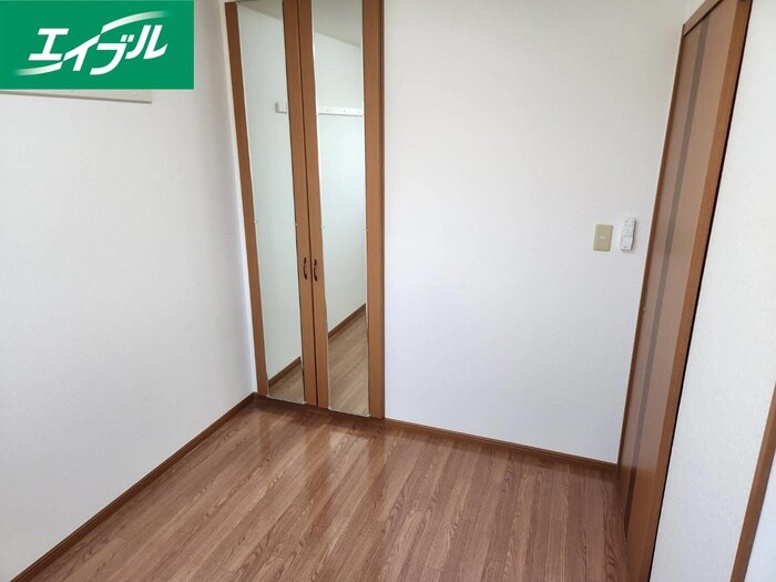 物件内観写真17　(内観写真)