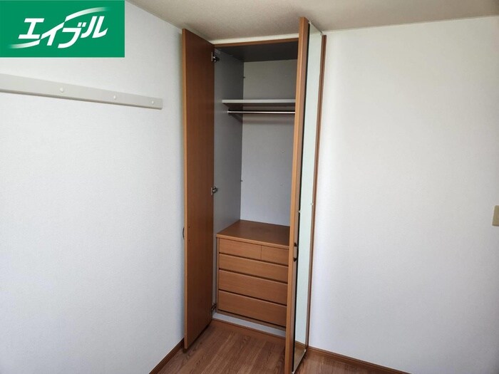 物件内観写真18　(収納)