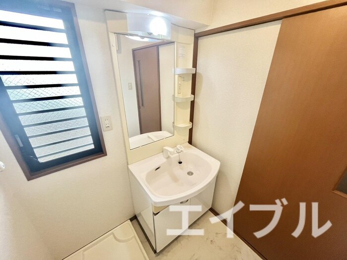 物件内観写真12　(洗面)