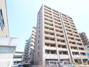 ツインズ博多Ｎ館外観写真